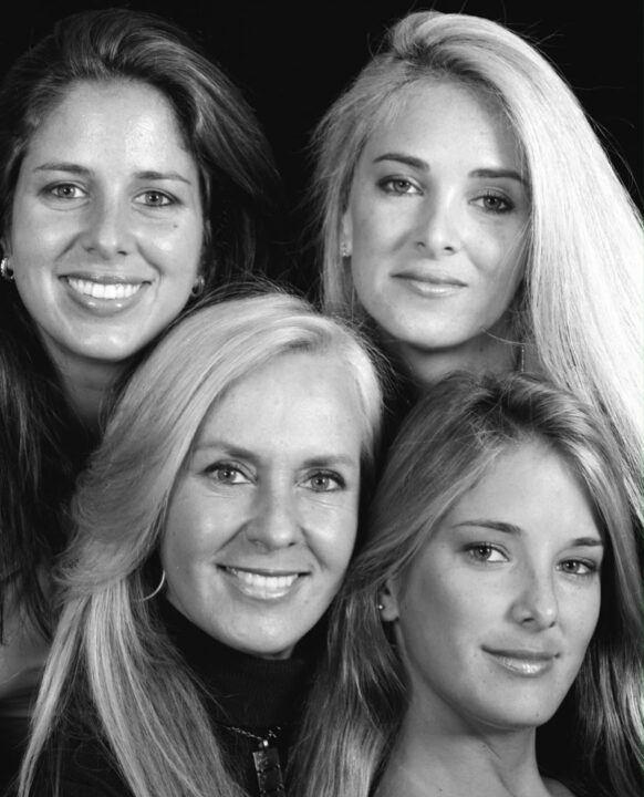 Aos 83 anos, Helô Pinheiro resgata foto antiga com as filhas e encanta seguidores