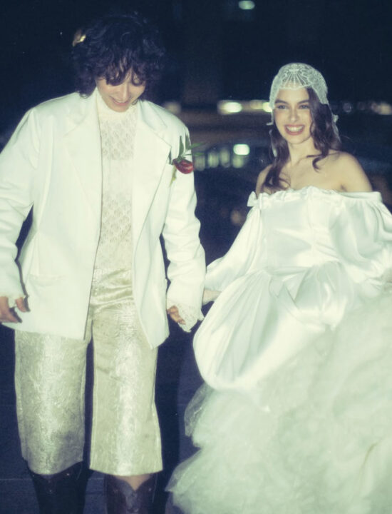 Ex-atriz mirim encanta ao mostrar ensaio de pré-casamento com influenciadora: ‘Grande dia’