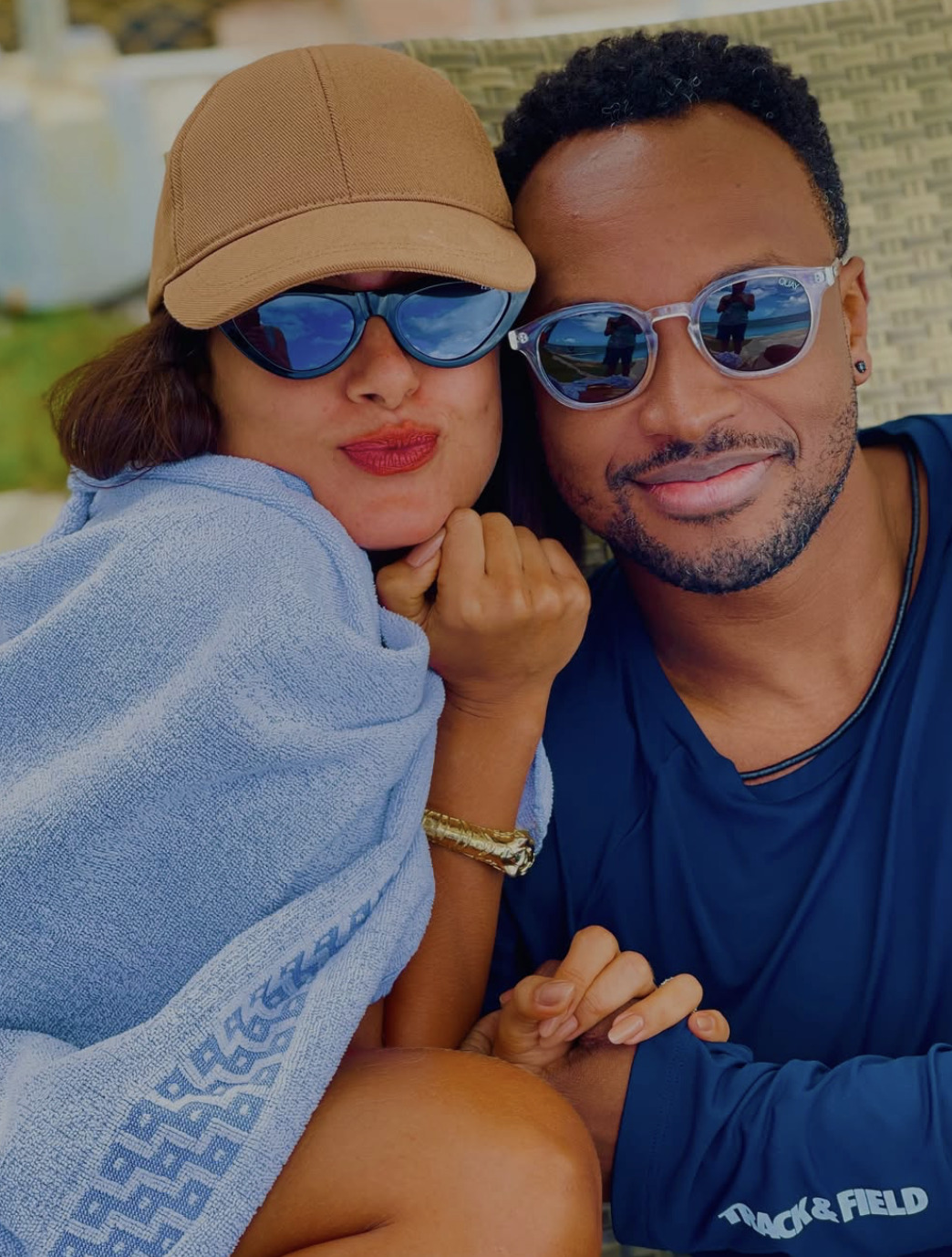 Carol Peixinho e Thiaguinho celebram cinco anos de relacionamento e trocam declarações de amor