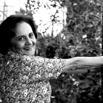 TV Globo altera programação para homenagear Laura Cardoso nesta terça (18)