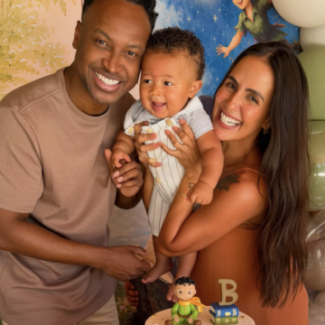 Filho de Carol Peixinho e Thiaguinho completa 11 meses e ganha festa inspirada no universo dos livros