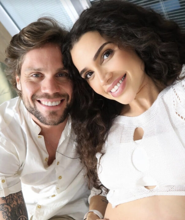 Nasce Marina, filha de Paula Amorim e Breno Simões