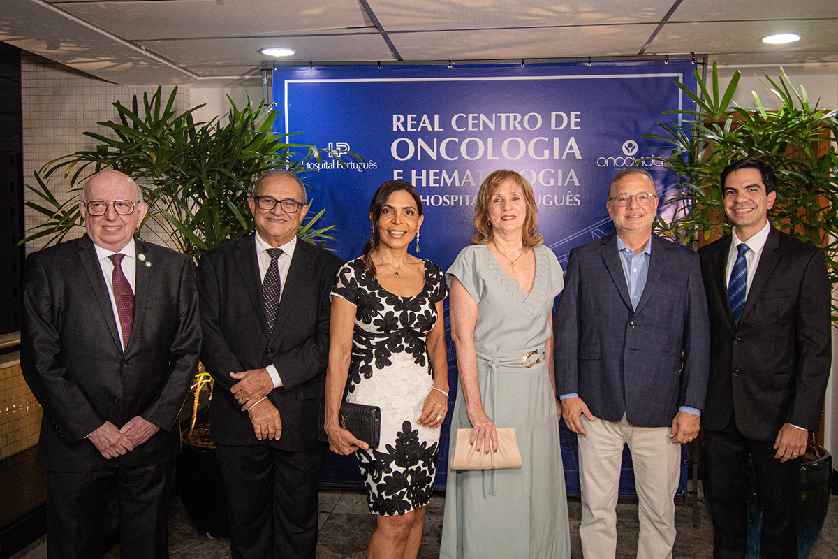 Vicente Aráujo, Alberto Nogueira, Tatiana Paraíso, Regina Gomes, Fábio e Lucas Villas Boas 