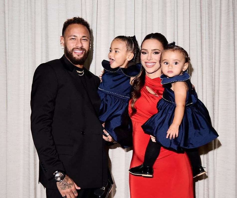 Neymar reúne famosos em leilão beneficente em São Paulo