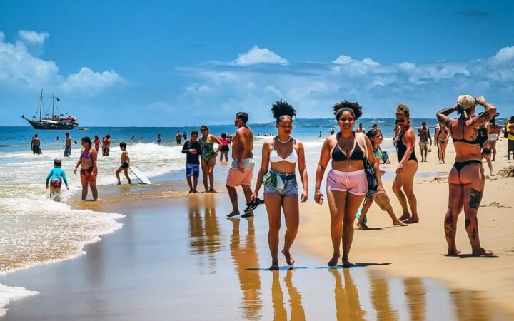 Porto Seguro fecha julho com salto de 7,42% no fluxo de turistas