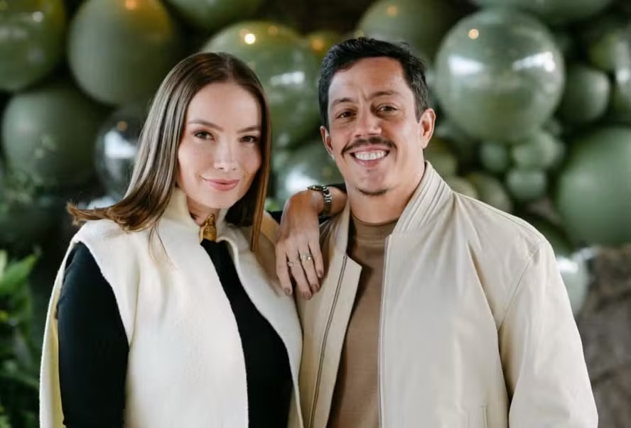 Renato Albani e  Juliana Fructuozo anunciam que estão à espera do 1º filho