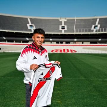 Após rejeitar o Flamengo, craque argentino explica motivos da decisão: ‘Não hesitei’