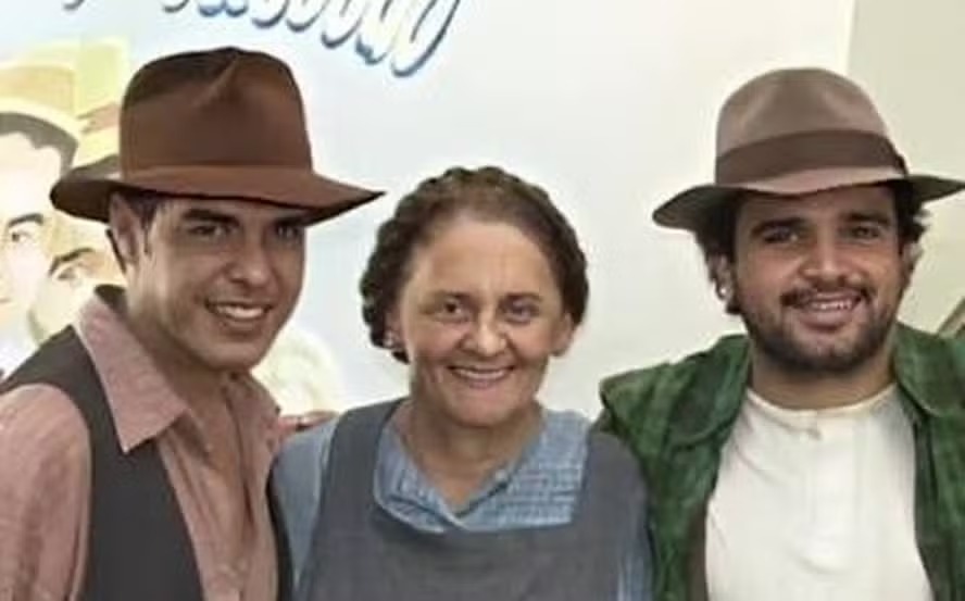 Luciano Camargo lamenta morte de Laura Cardoso após exaltar atriz horas antes em entrevista