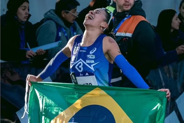 Aos 23 anos, baiana faz história e derruba recorde brasileiro da meia-maratona que já durava três décadas