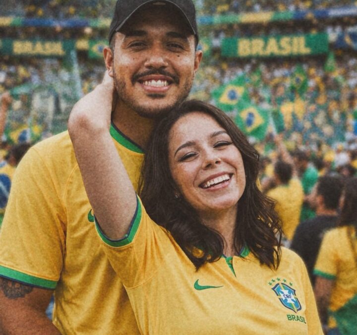 Aos 27 anos, cantora gospel que é filha de Latino confessa: ‘Eu casei sem gostar do meu marido’