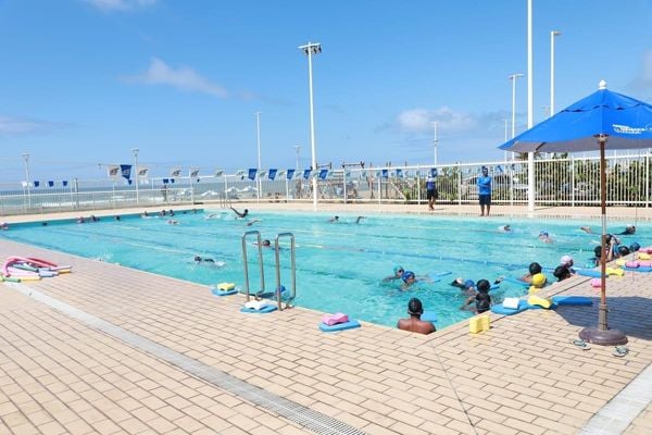 Inscrições para aulas gratuitas de natação e hidroginástica em Salvador terminam nesta quarta-feira (19)