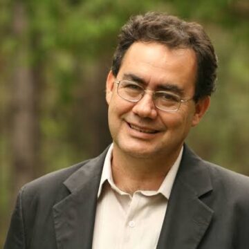 Augusto Cury vira presidenciável mais buscado no Google após debate e cresce nas redes sociais
