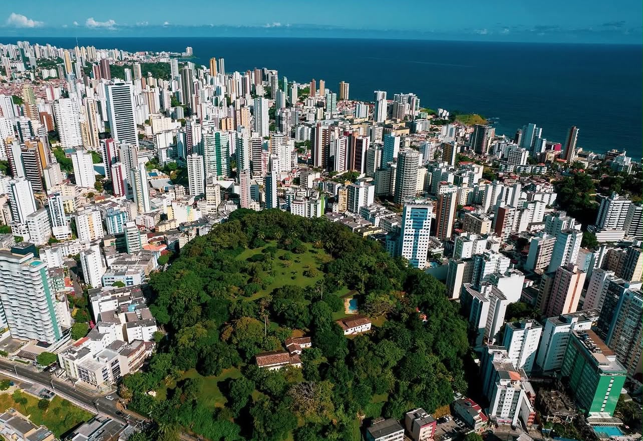 Imóveis em Salvador valorizam 11,2% em um ano; Barra tem um dos m² mais caros do Nordeste