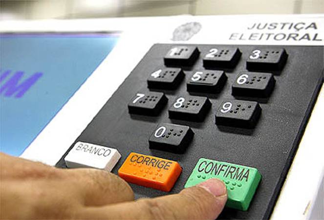 Lula lidera tempo de TV na campanha eleitoral; veja quanto cada candidato terá