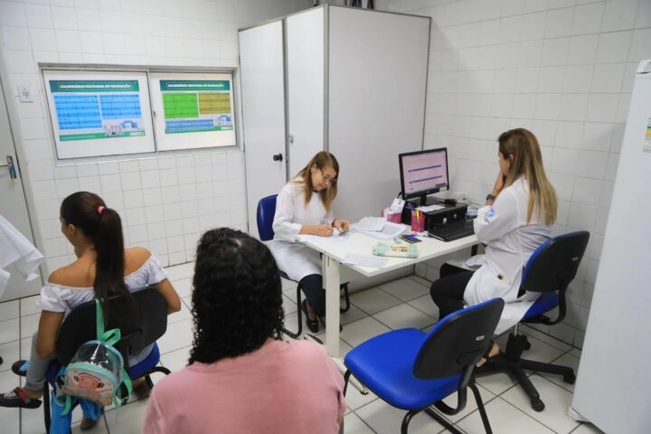 Salvador abre 162 vagas de estágio na área da Saúde com bolsas de até R$ 1,1 mil