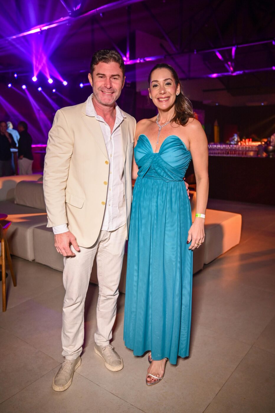 Tiago Piva e Andrea Carvalho