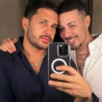 Carlinhos Maia aparece de surpresa na casa do ex-marido: “Nós dois estamos bem”