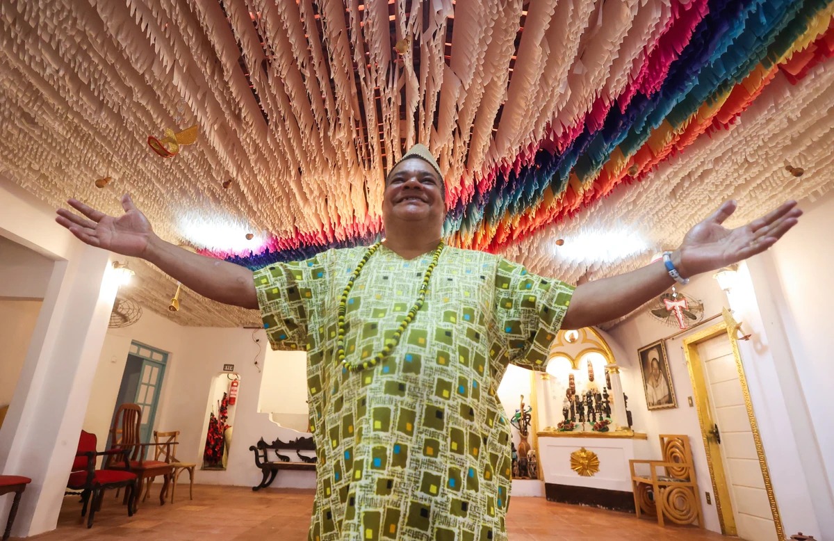 Casa de Oxumarê completa 190 anos com festa e selo dos Correios em Salvador