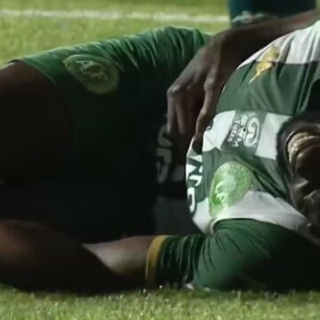 Jogador da Chape é internado com lesão rara após pancada em jogo da Copa do Brasil
