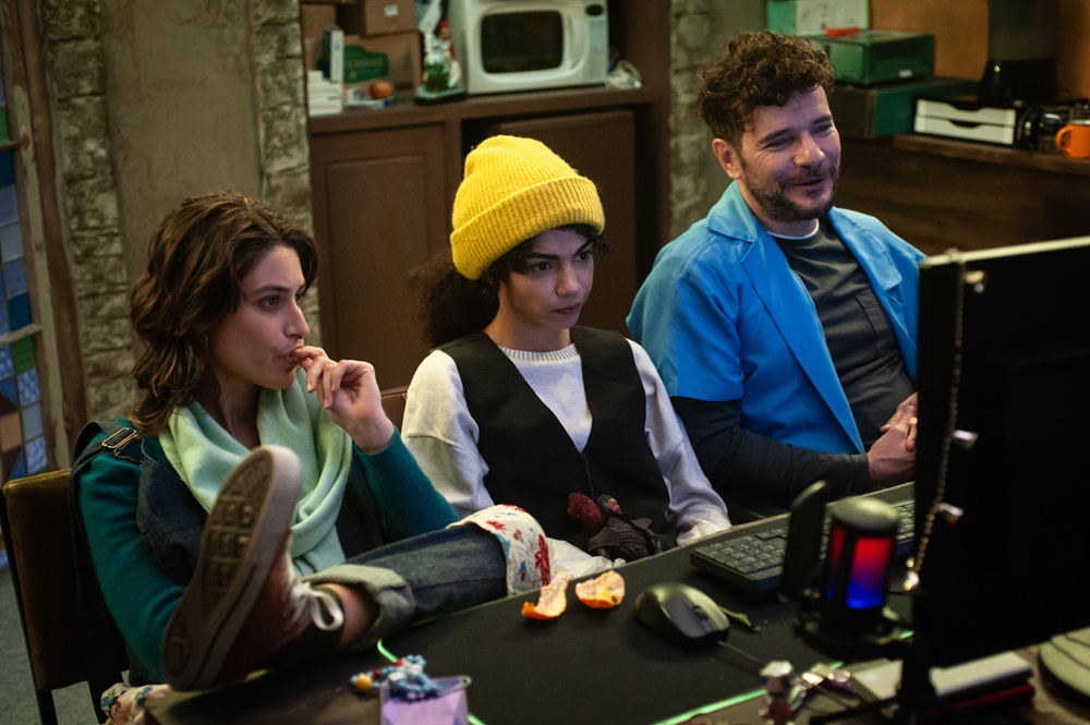 “Muito Prazer” usa sexo, humor e tecnologia para falar sobre solidão nos cinemas
