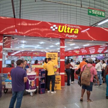 Estação de metrô ganha nova farmácia para atender passageiros em Salvador