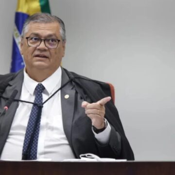 Ministro do STF Flávio Dino vai dar aula especial sobre desinformação e eleições na UFBA