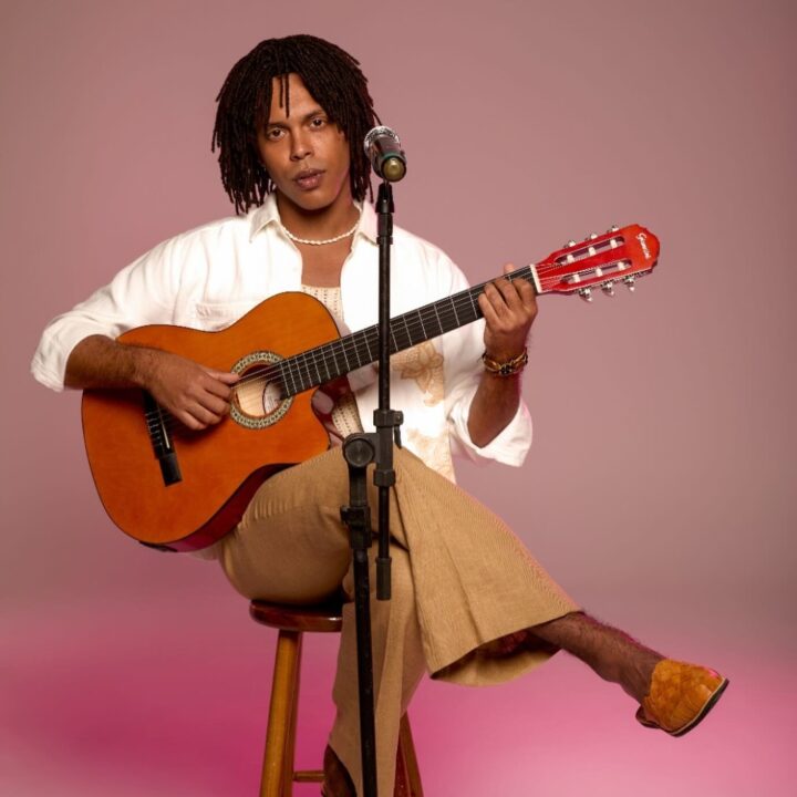 Musical sobre Djavan chega a Salvador com duas apresentações na Concha Acústica; saiba detalhes