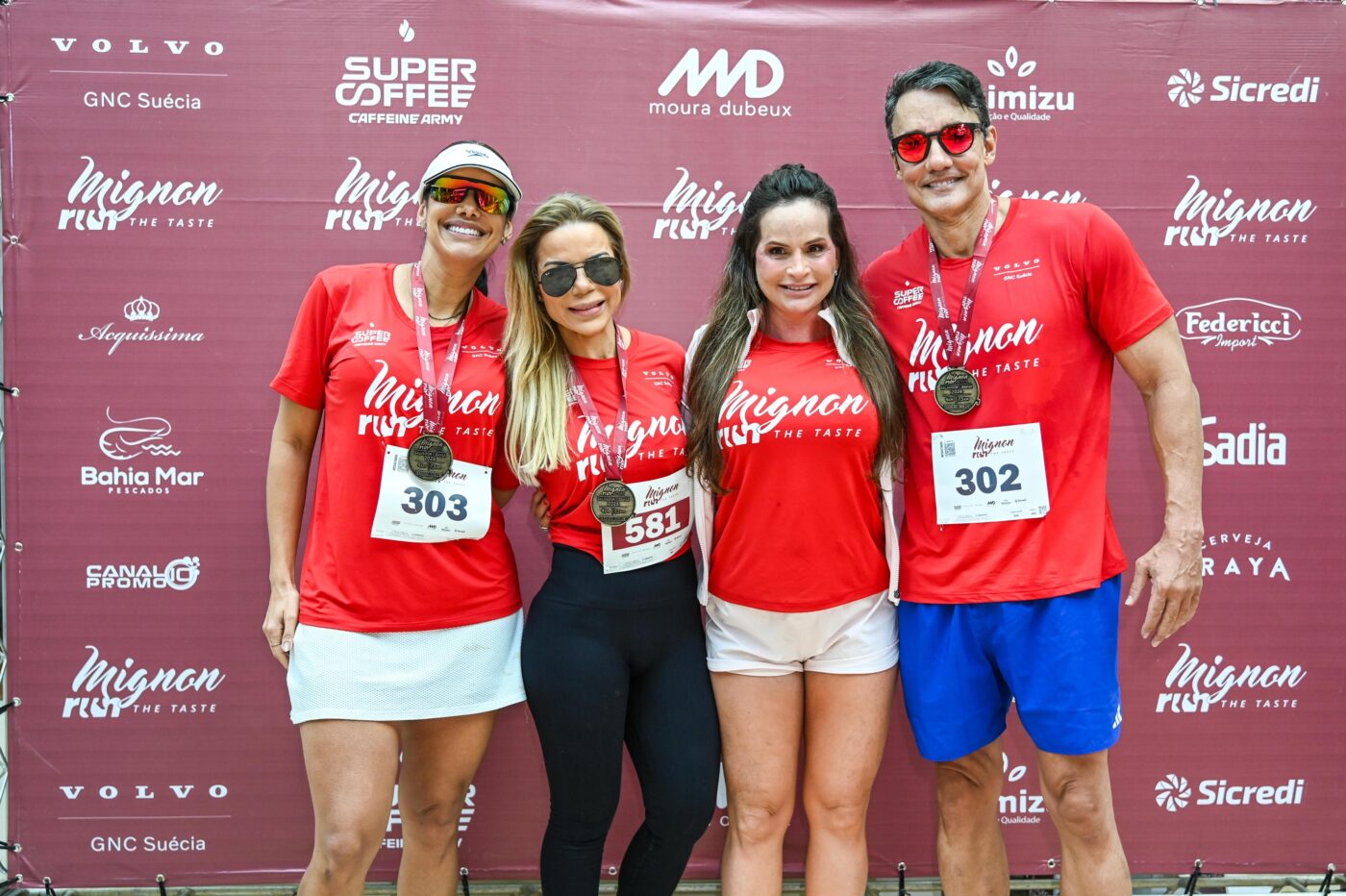 Flávia Badaró, Khris Lima, Bruna Martins e Beto Cavadas