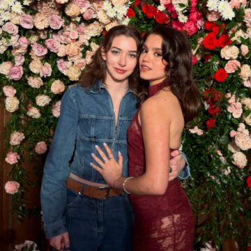 Filha de Sandra Annenberg posa com namorada no Dia da Visibilidade Lésbica