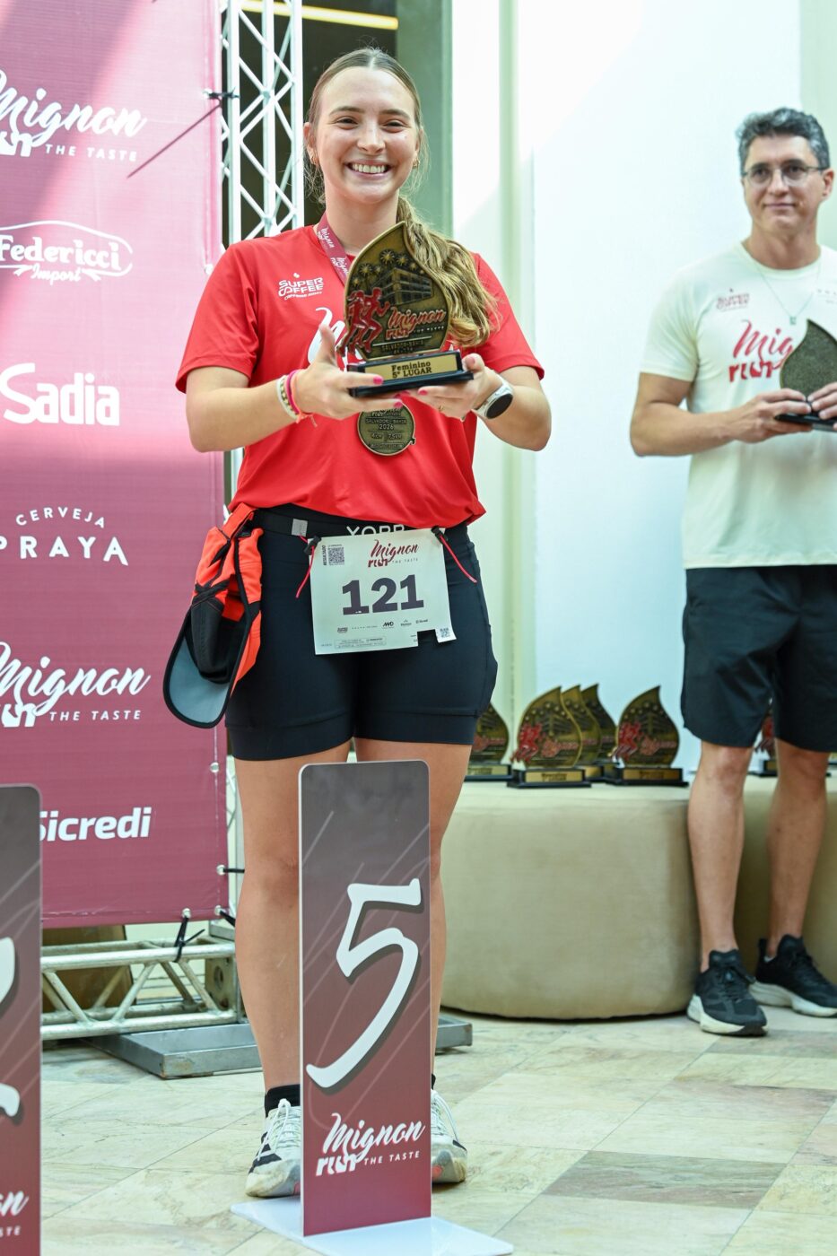 Julia Cintra