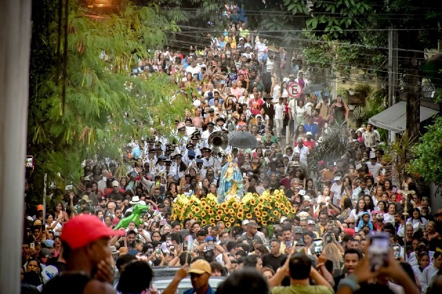 Romaria de Nossa Senhora d’Ajuda reúne fiéis entre Trancoso e Arraial d’Ajuda