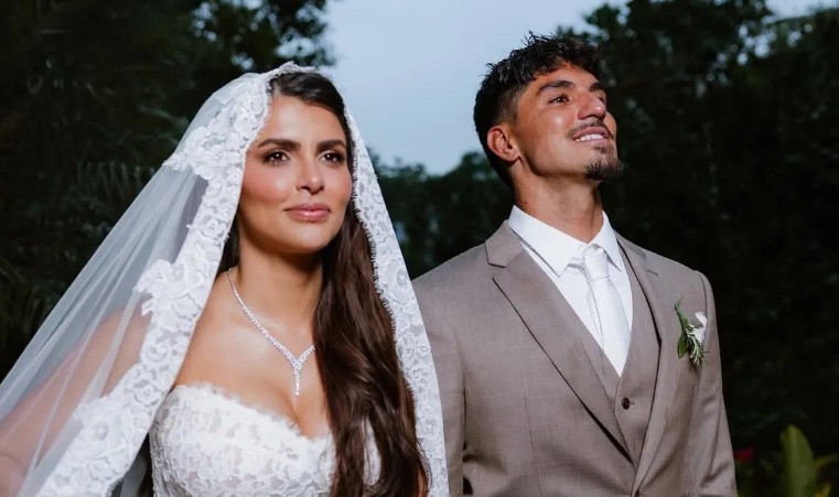 Após perda do bebê, Gabriel Medina se declara à esposa: “Minha princesa no meu lugar favorito”