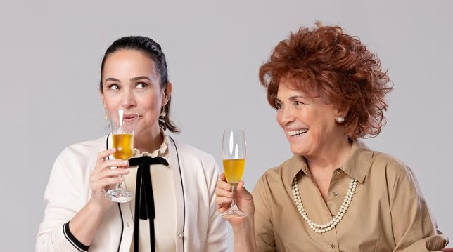 Após entrevista polêmica, Regina e Gabriela Duarte estreiam peça em São Paulo