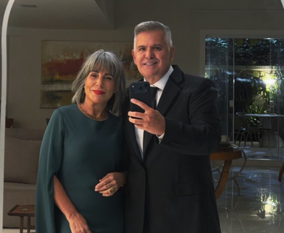 Juntos há 37 anos, Glória Pires e marido publicam foto se preparando para o Grande Prêmio Otelo do Cinema Brasileiro: ‘Partiu’