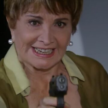 Em último papel de destaque, Glória Menezes transformou personagem pacato em figura central: “O autor me colocou em quase todas as cenas”