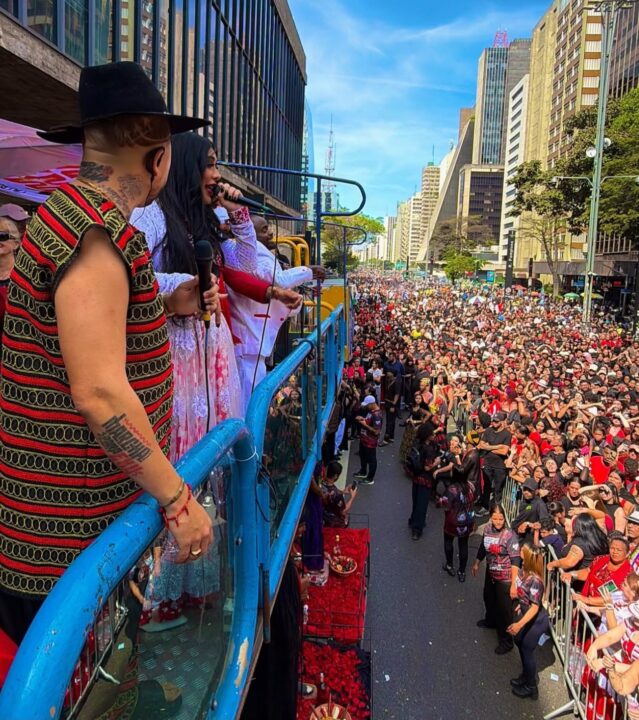 Marcha para Exú reúne religiosos e simpatizantes na Avenida Paulista, em São Paulo