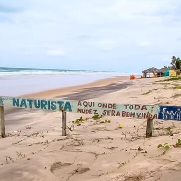 Praia da Bahia entra em lista das 25 melhores praias de nudismo do mundo; conheça