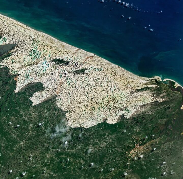 Nasa publica imagem dos Lençóis Maranhenses vistos do espaço