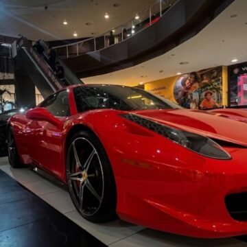 Últimos dias: shopping em Salvador reúne Ferraris, Aston Martin e carros clássicos em exposição gratuita