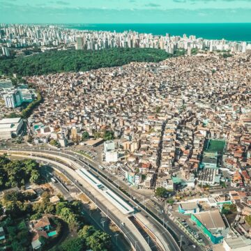 Salvador tem a maior queda estimada de população entre as capitais do país, mostra IBGE