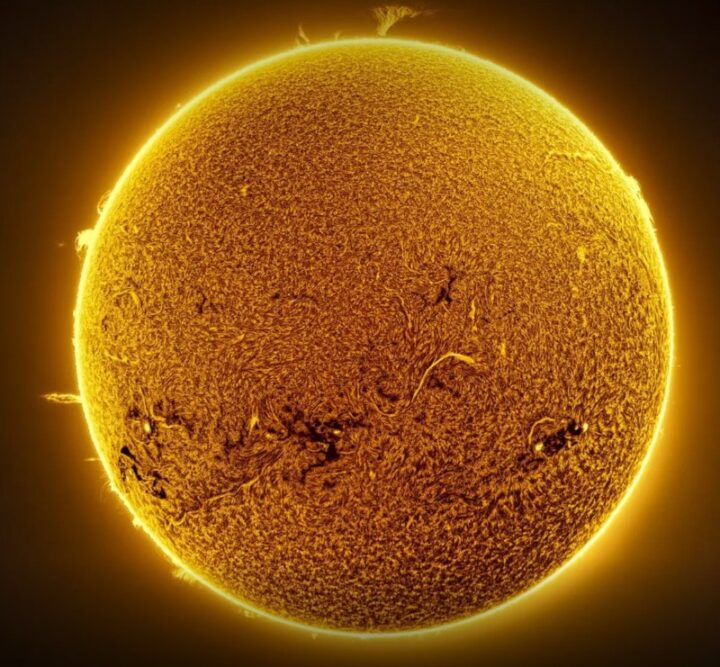 Cientistas podem estar perto de decifrar a causa secreta por trás das tempestades solares; saiba mais