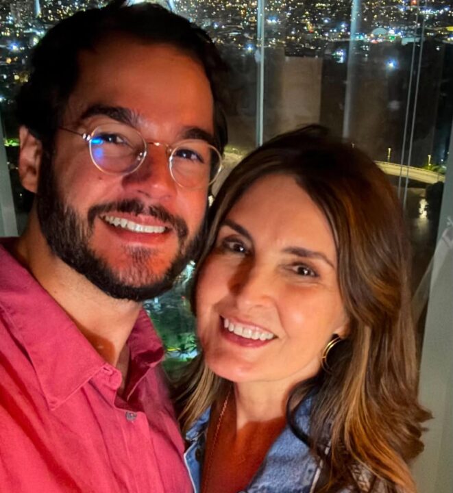 Fátima Bernardes compartilha fotos de viagem com Túlio Gadêlha a Pernambuco