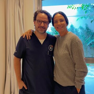 Antes de embarcar para Portugal, Ivete Sangalo se consulta com optometrista para cuidar da saúde dos olhos