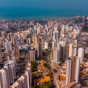Mercado de imóveis ganha força em Salvador e muda rotina dos corretores