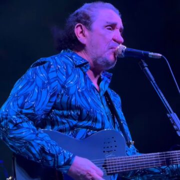 Zé Ramalho reúne sucessos de mais de 50 anos de carreira em show na Concha Acústica