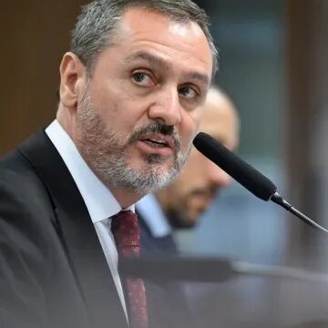 Mendonça determina afastamento do diretor-geral da PF, Andrei Rodrigues