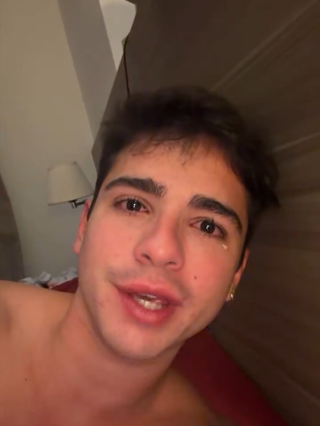 Ator de “Quem Ama Cuida”, João Victor Gonçalves é hostilizado na saída do Rock in Rio