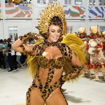 Paolla Oliveira parabeniza Anitta como nova rainha de bateria da Grande Rio: “Seja feliz e grandiosa”