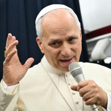 Papa Leão XIV diz que extrema direita não é expressão autêntica do cristianismo