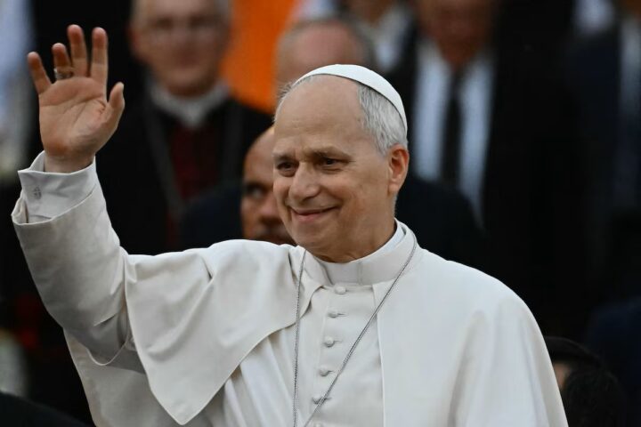 Papa Leão XIV nomeia dois novos bispos no Brasil; saiba quem são